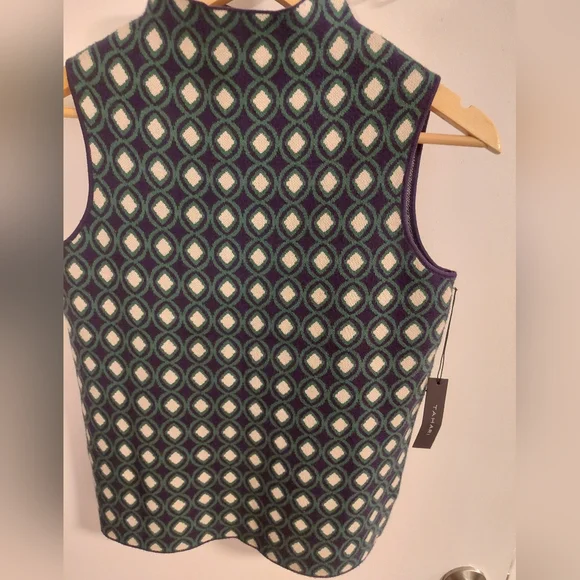 Tahari Black and Cream Geometric Tank Top - Picture 2 of 7